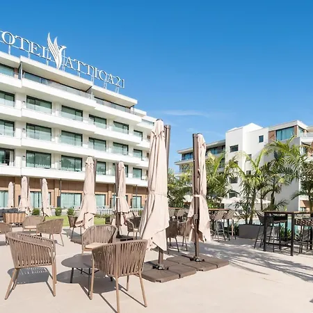 Attica21 4 Superior 4*