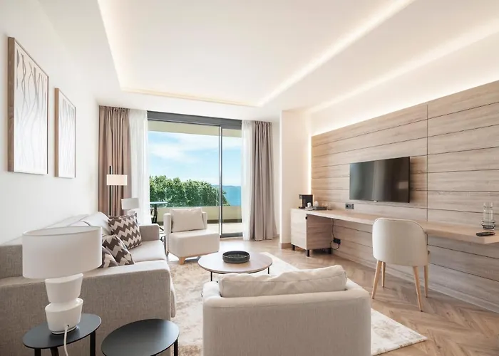 Attica21 4 Superior Hotel 4*